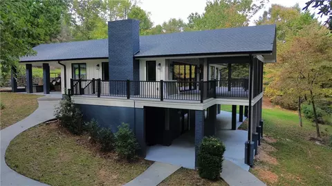 838 Chateau Estates Rd, Lavonia, GA 30553