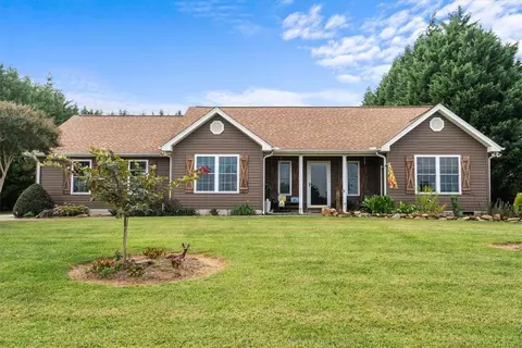 107 Mcclain Lake Dr, Anderson, SC 29625