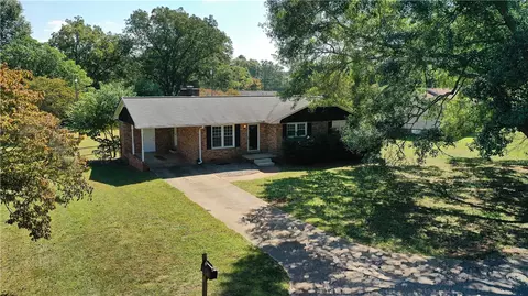 2106 Rush St, Anderson, SC 29621 photo 3