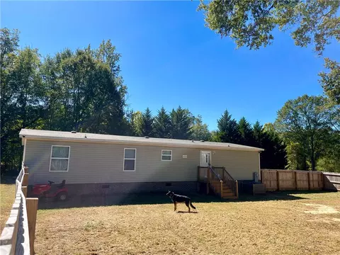 111 Erwin St, Starr, SC 29684 photo 17