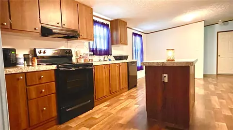111 Erwin St, Starr, SC 29684 photo 10