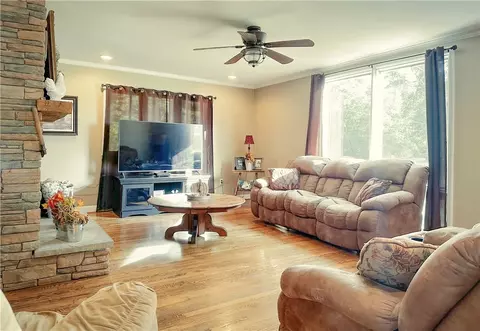 107 Roundtree Ln, Starr, SC 29684 photo 5