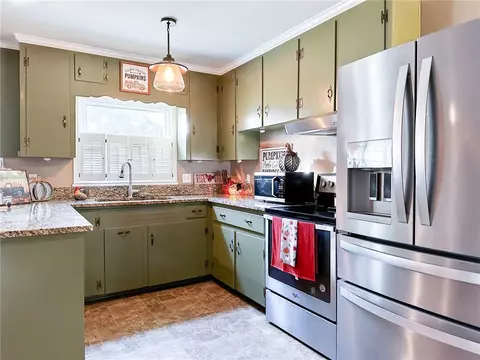 107 Roundtree Ln, Starr, SC 29684 photo 6