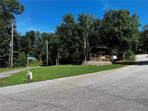 608 Loop Cir, Westminster, SC 29693 photo 4
