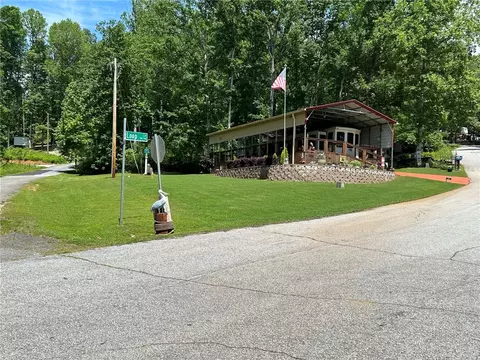 608 Loop Cir, Westminster, SC 29693 photo 3