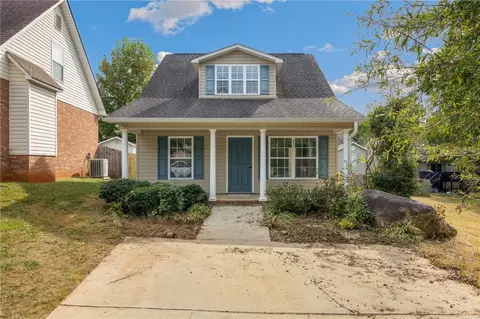 635 Fawn Branch Trl, Boiling Springs, SC 29316