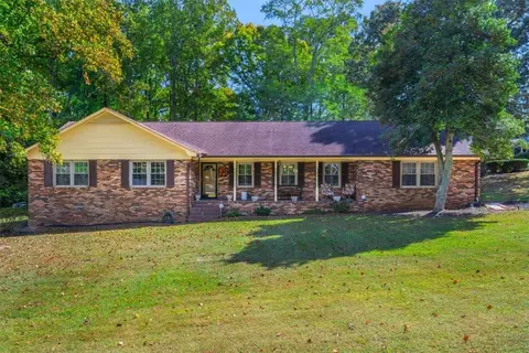 200 Pearle Dr, Easley, SC 29642