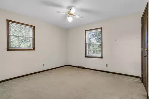 237 Hickory Dr, Easley, SC 29642 photo 14