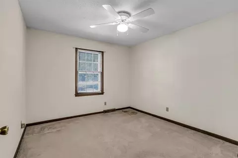 237 Hickory Dr, Easley, SC 29642 photo 10