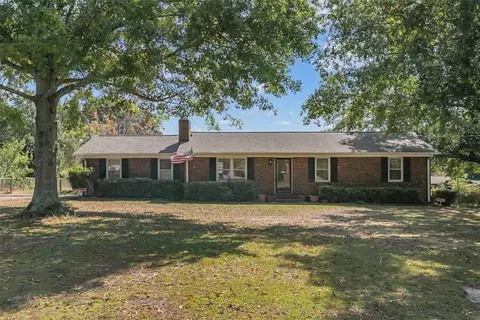 237 Hickory Dr, Easley, SC 29642 photo 1