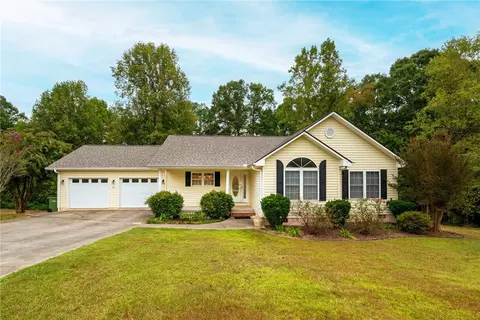 123 Randall Ct, West Union, SC 29696