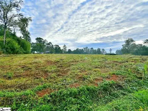 720 Old Grove Rd, Piedmont, SC 29673
