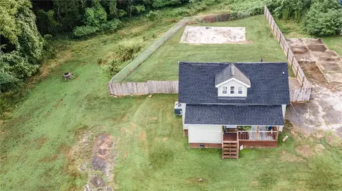 16 Guy St, Pelzer, SC 29669 photo 5