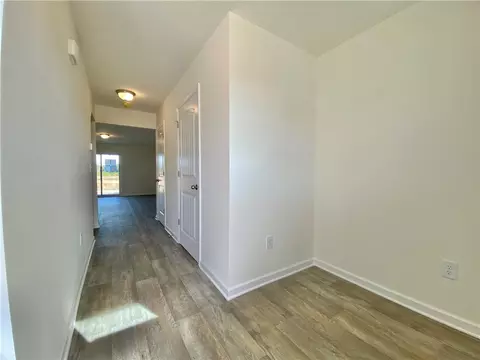 449 Seaborn Cir, Pendleton, SC 29670 photo 2