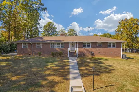 125 Tanglewood Dr, Anderson, SC 29621