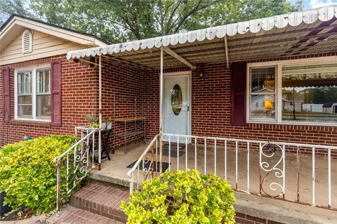 12 Bruce St, Williamston, SC 29697 photo 5