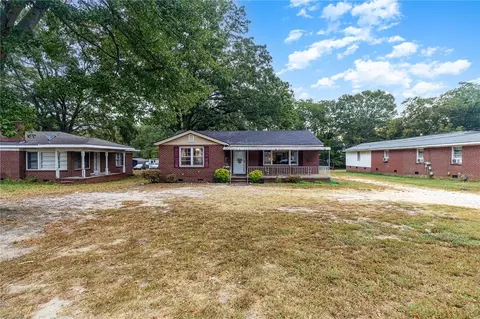 12 Bruce St, Williamston, SC 29697 photo 3