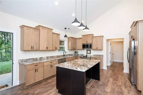 168 Broken Bow Run, Pickens, SC 29671 photo 7