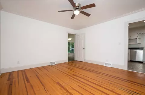 700 Gaines St, Central, SC 29630 photo 11