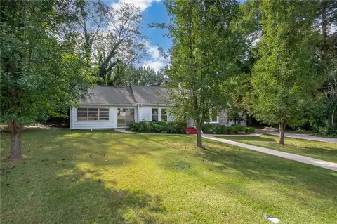 700 Gaines St, Central, SC 29630 photo 2