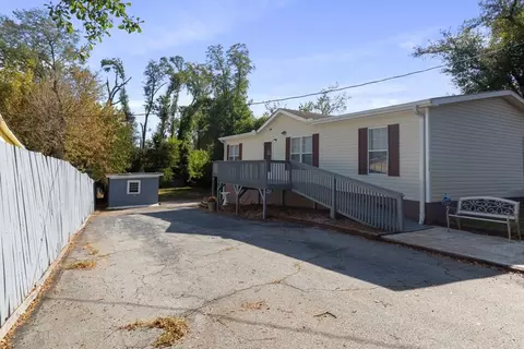 126 Marshall Ave, Seneca, SC 29678
