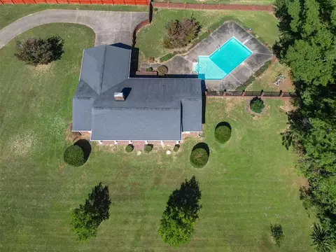 808 W Greer St, Honea Path, SC 29654 photo 3