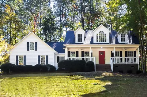 174 Summers Way, Seneca, SC 29672