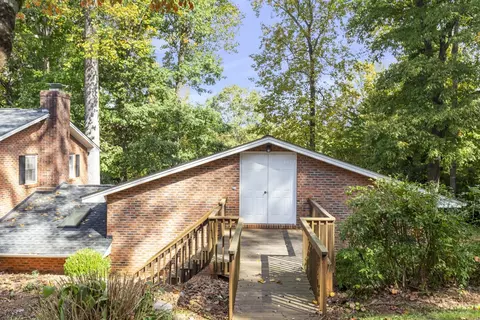 30 Lakeshore Dr, Walhalla, SC 29691 photo 35