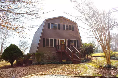 113 Irby Rd, Williamston, SC 29697