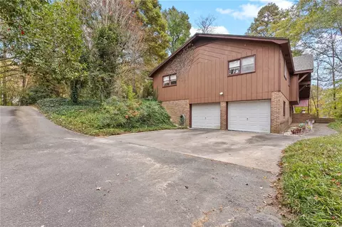 106 Burdine Dr, Easley, SC 29640 photo 5