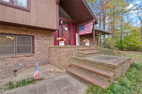 106 Burdine Dr, Easley, SC 29640 photo 3