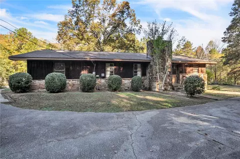 393 Smith Memorial Hwy, Central, SC 29630