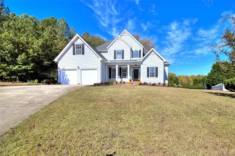102 Bugle Horne Ct, Easley, SC 29642