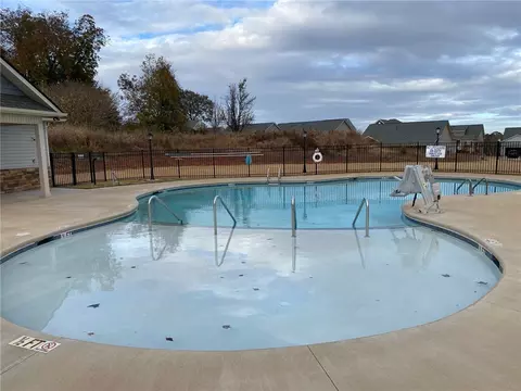 557 Brasstown Ct #434, Pendleton, SC 29670 photo 5