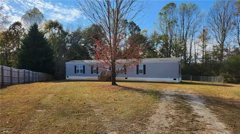224 Kennemer Ln, Liberty, SC 29657