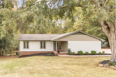 105 Wedgewood Dr, Anderson, SC 29621
