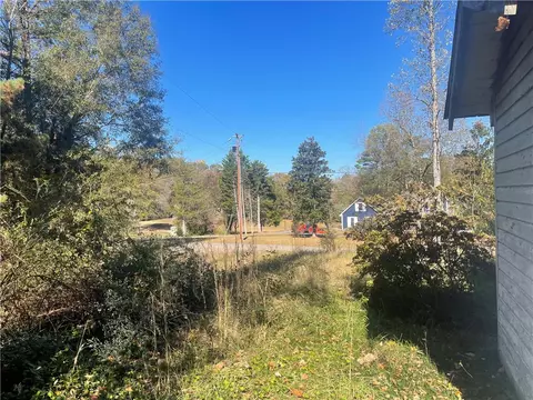 691 Campbell Town Rd, Walhalla, SC 29691 photo 5
