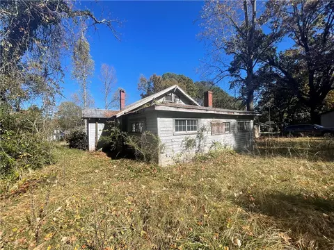 691 Campbell Town Rd, Walhalla, SC 29691 photo 6