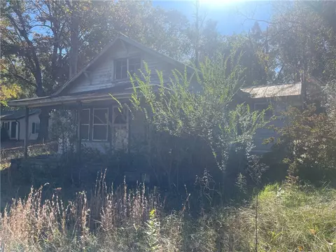 691 Campbell Town Rd, Walhalla, SC 29691 photo 3