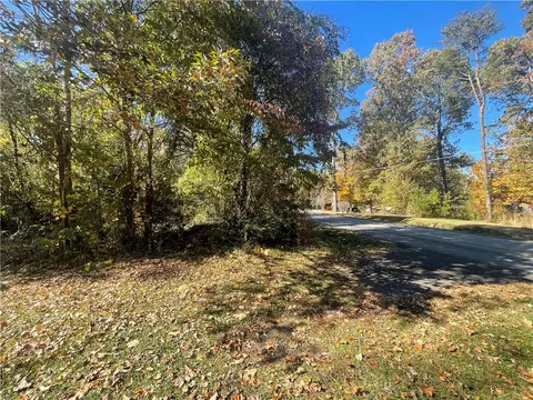 709 Campbell Town Rd, Walhalla, SC 29691 photo 6