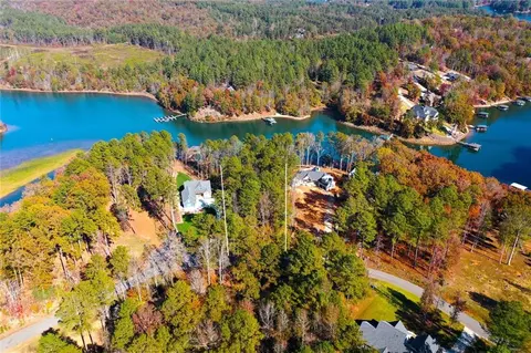Harbor Point Road, Seneca, SC 29672 photo 5