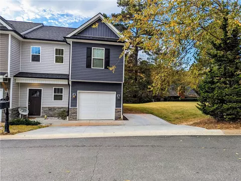 102 Ventura St, Anderson, SC 29621