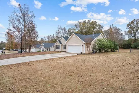 112 Stevens Ct, Williamston, SC 29697 photo 3
