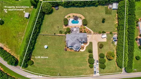 515 Albatross Rd, Easley, SC 29640 photo 3