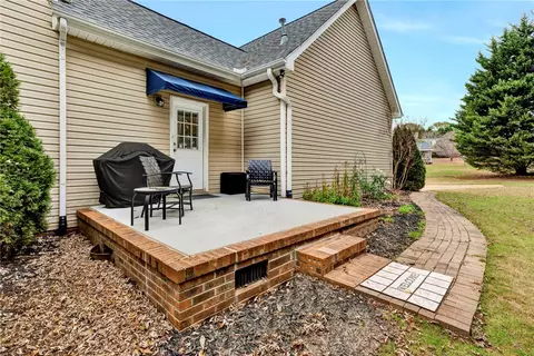 105 Dillard Ct, Easley, SC 29642 photo 7