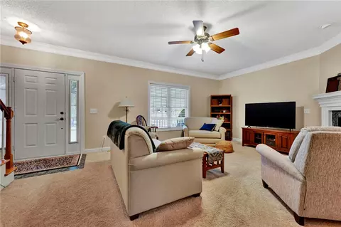 105 Dillard Ct, Easley, SC 29642 photo 9