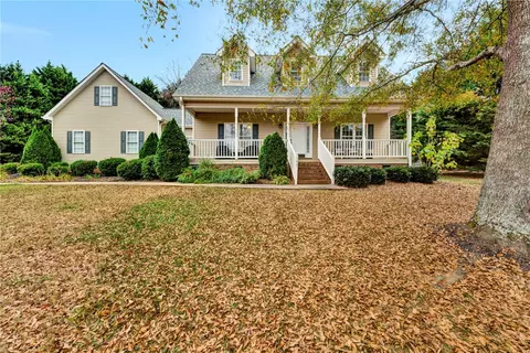 105 Dillard Ct, Easley, SC 29642