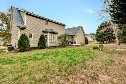 105 Dillard Ct, Easley, SC 29642 photo 5