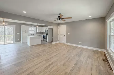 331 Fox Run Rd, Walhalla, SC 29691 photo 8