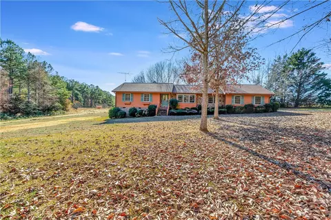 158 Shirleys Farm Rd, Seneca, SC 29678